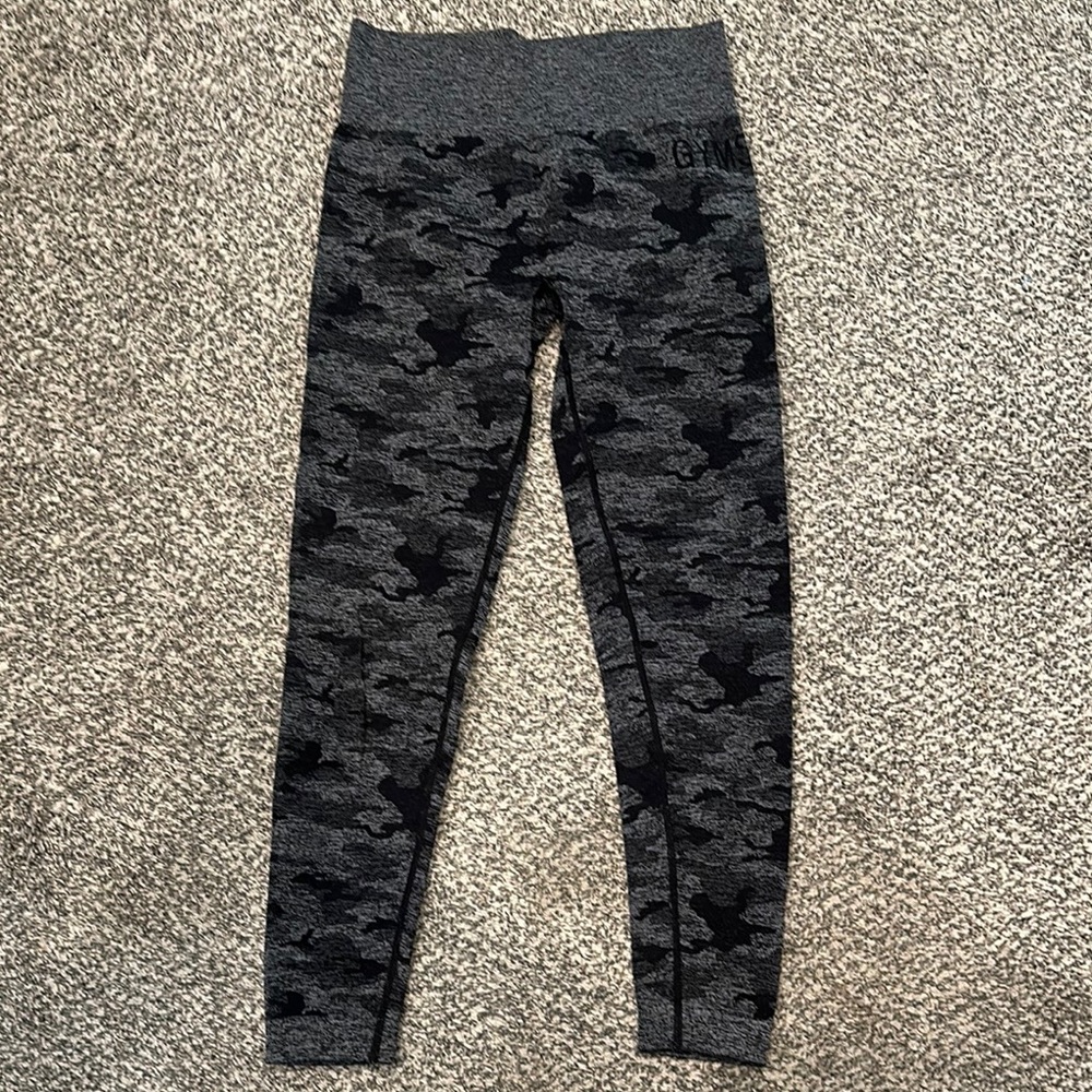 Gymshark Black and Gray Camouflage Leggings